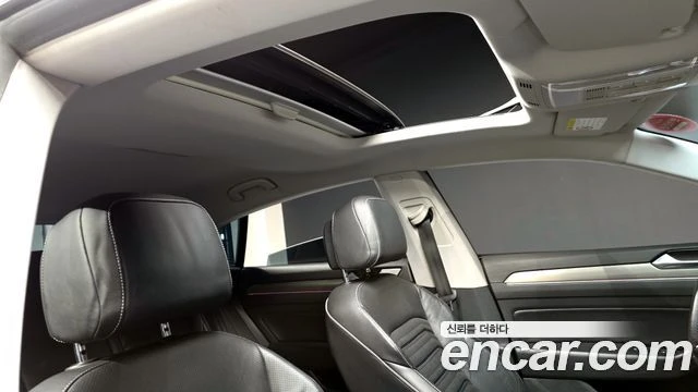 VW Arteon 2.0TDI | DIGITAL| ОБДУХ| DIST| HEAD UP| ПАРНОРАМА, снимка 15 - Автомобили и джипове - 55887282