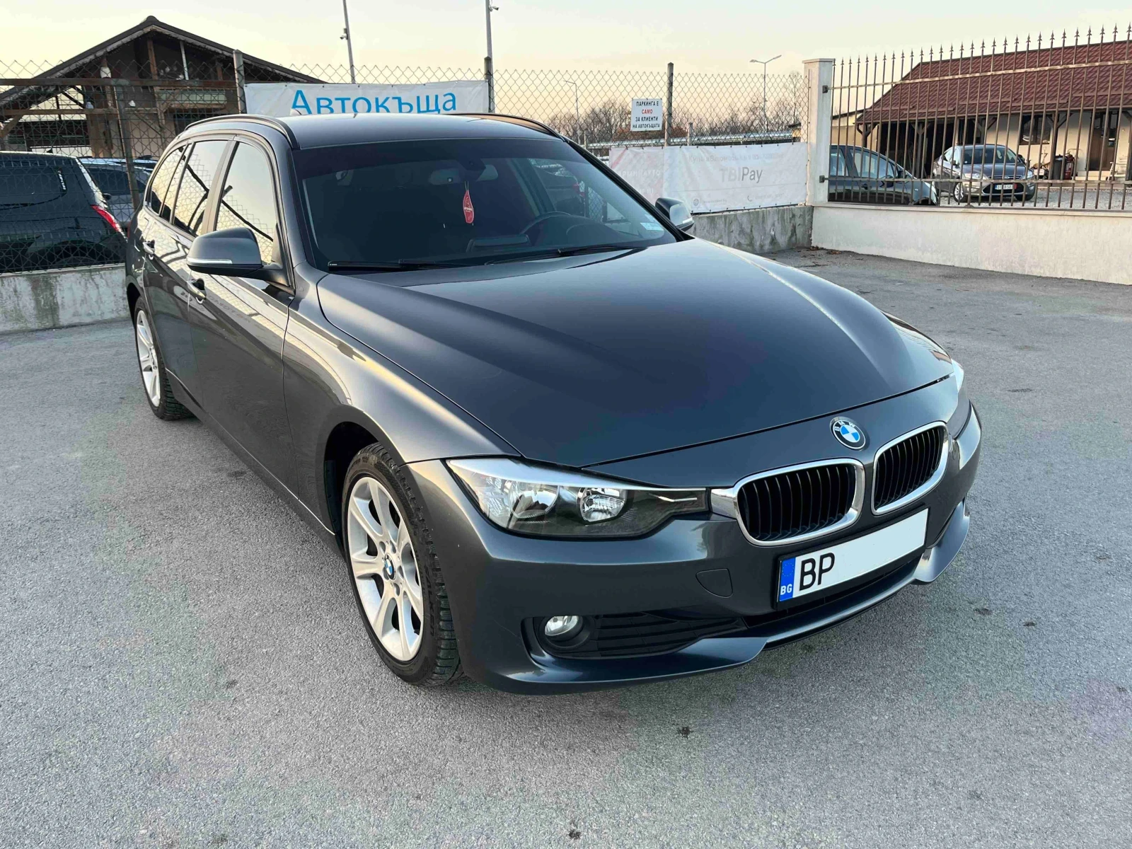 BMW 320 X-DRIVE 2.0TDI 184кс NAVI РЕГИСТРИРАНО ОБСЛУЖЕНО - изображение 3