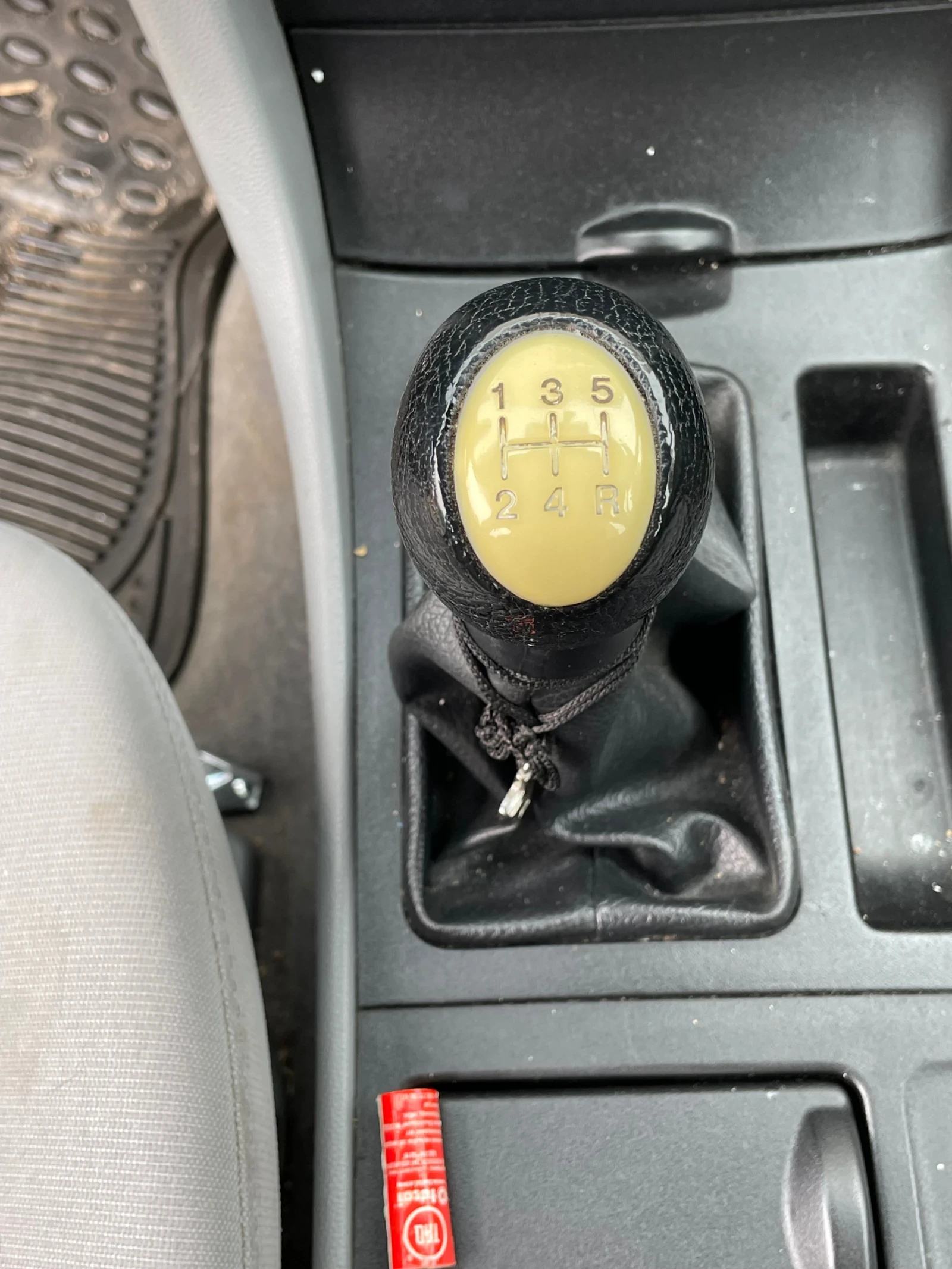 Mazda 3 1.3i - изображение 8
