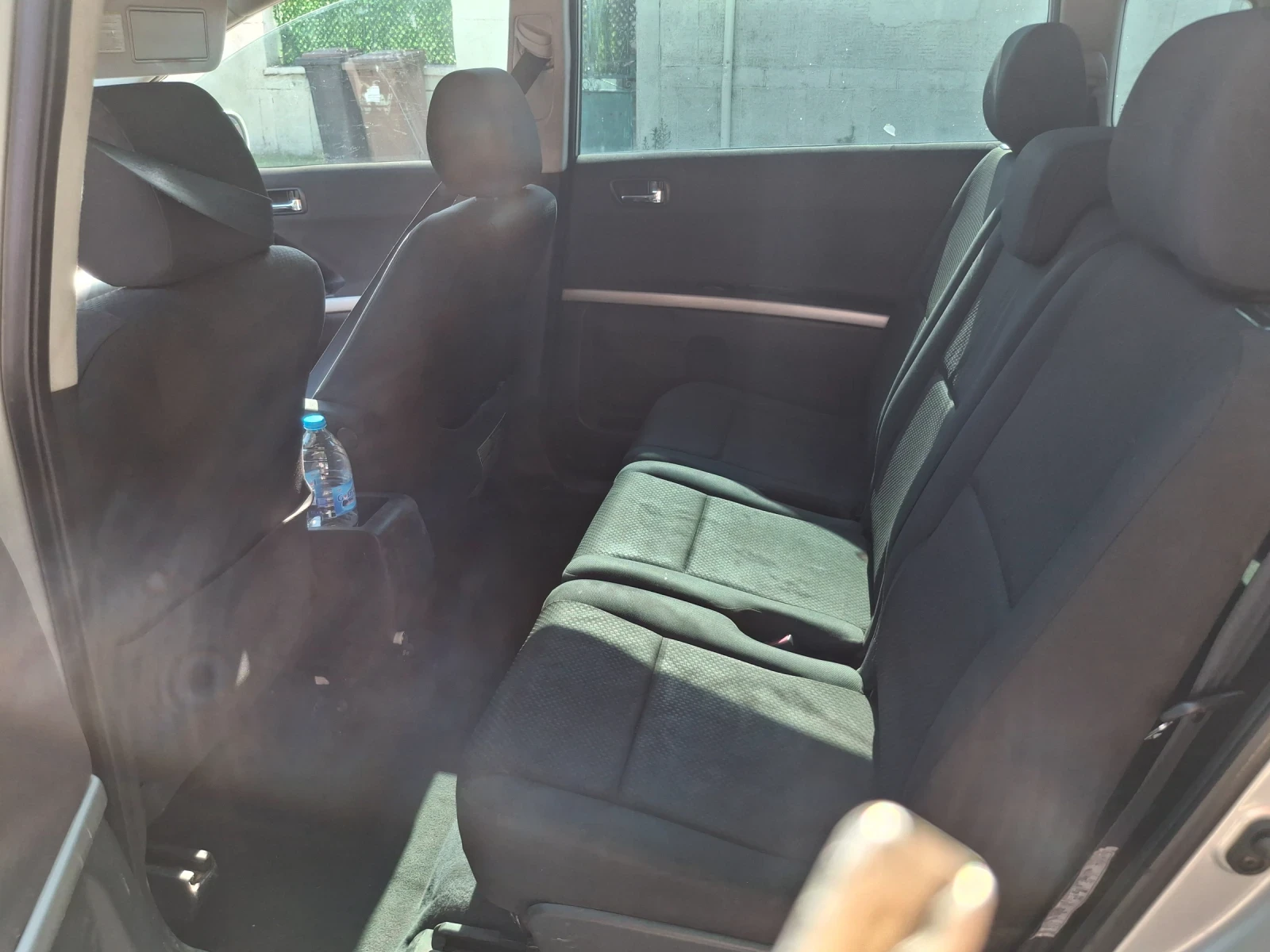 Toyota Corolla verso 2.2 - изображение 9