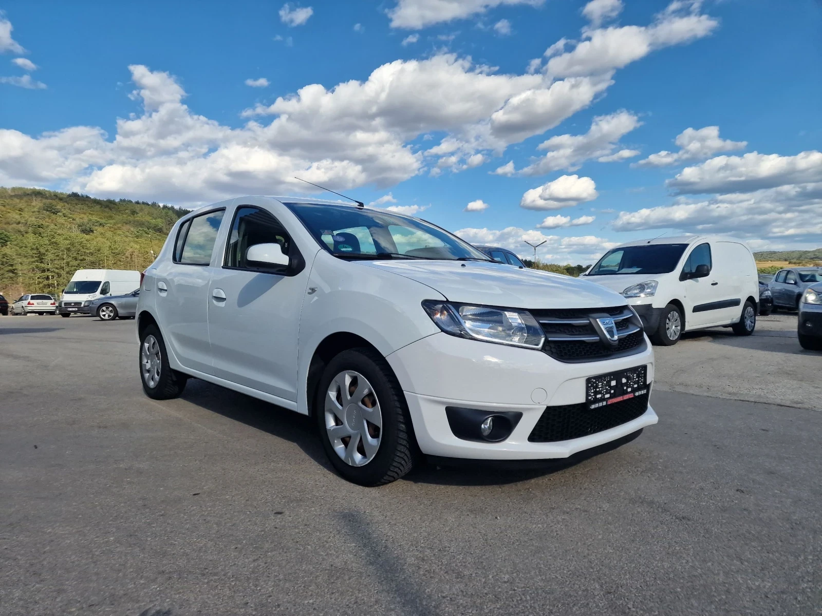 Dacia Sandero 1.2I GPL - изображение 2