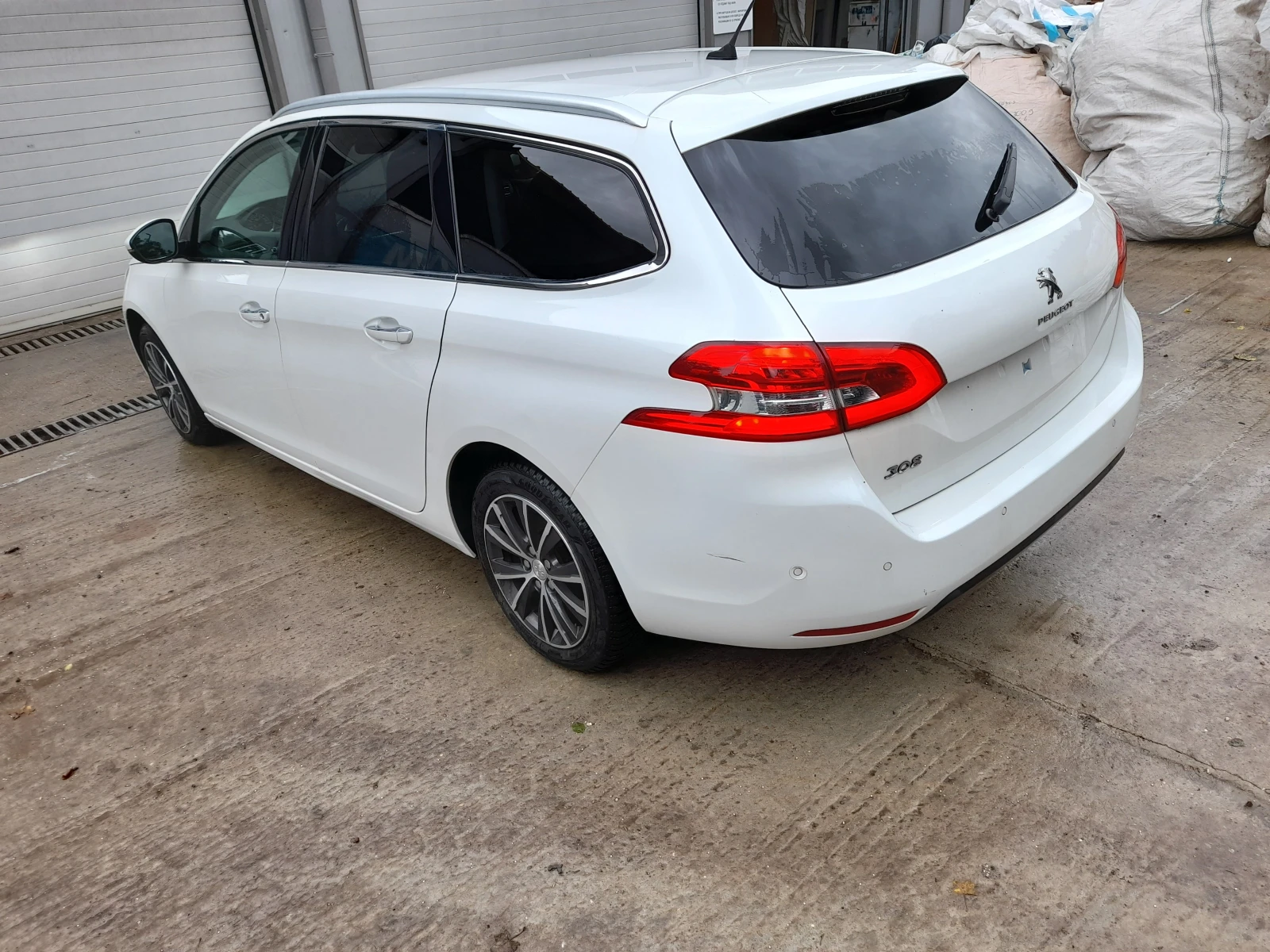 Peugeot 308 1, 2 tubro - изображение 3