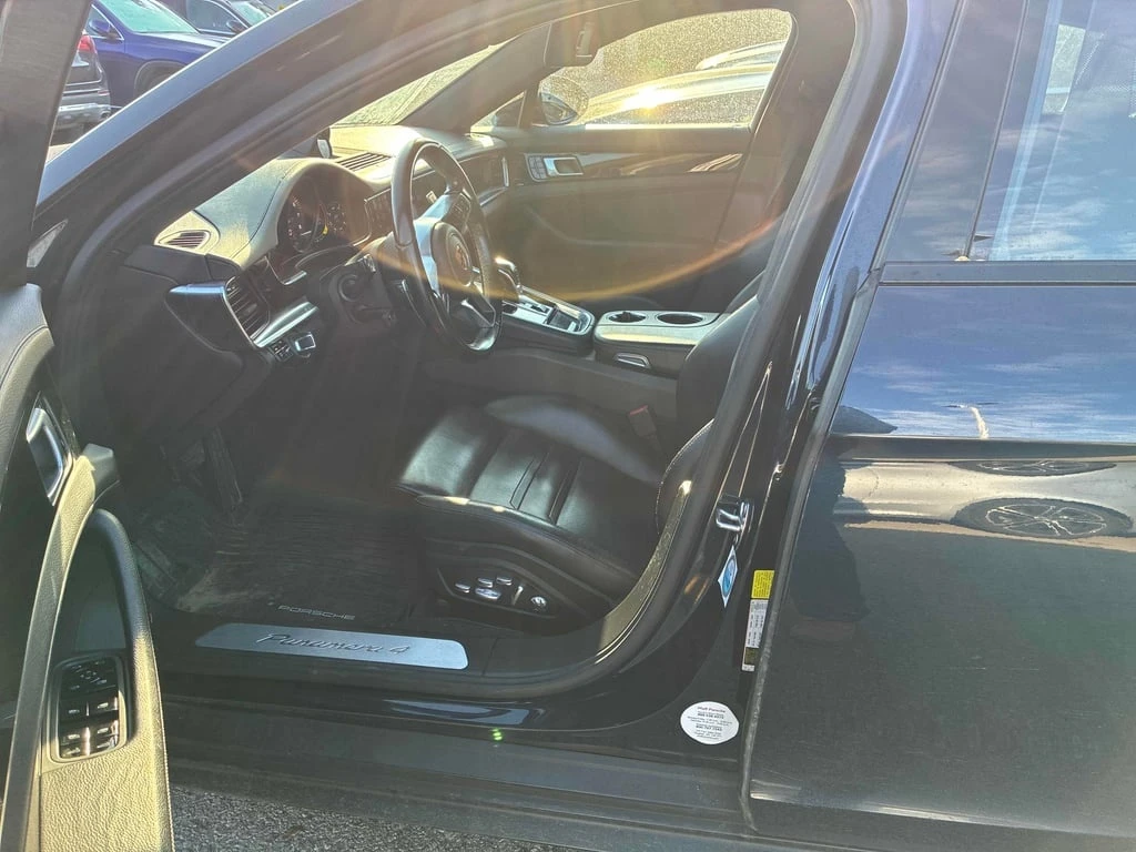 Porsche Panamera 4 AWD  CARFAX - изображение 5