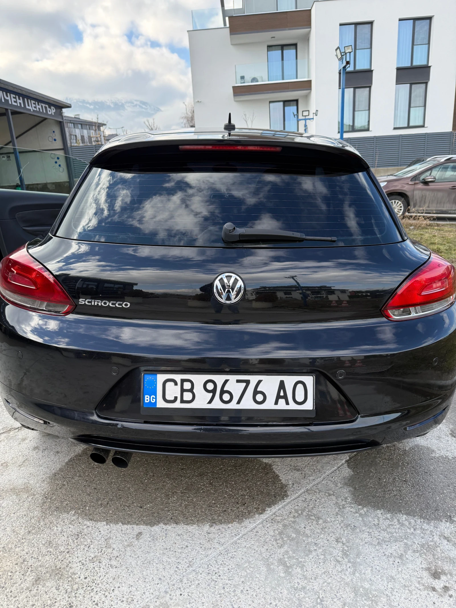 VW Scirocco 2.0 TDI/140 к.с. - изображение 5