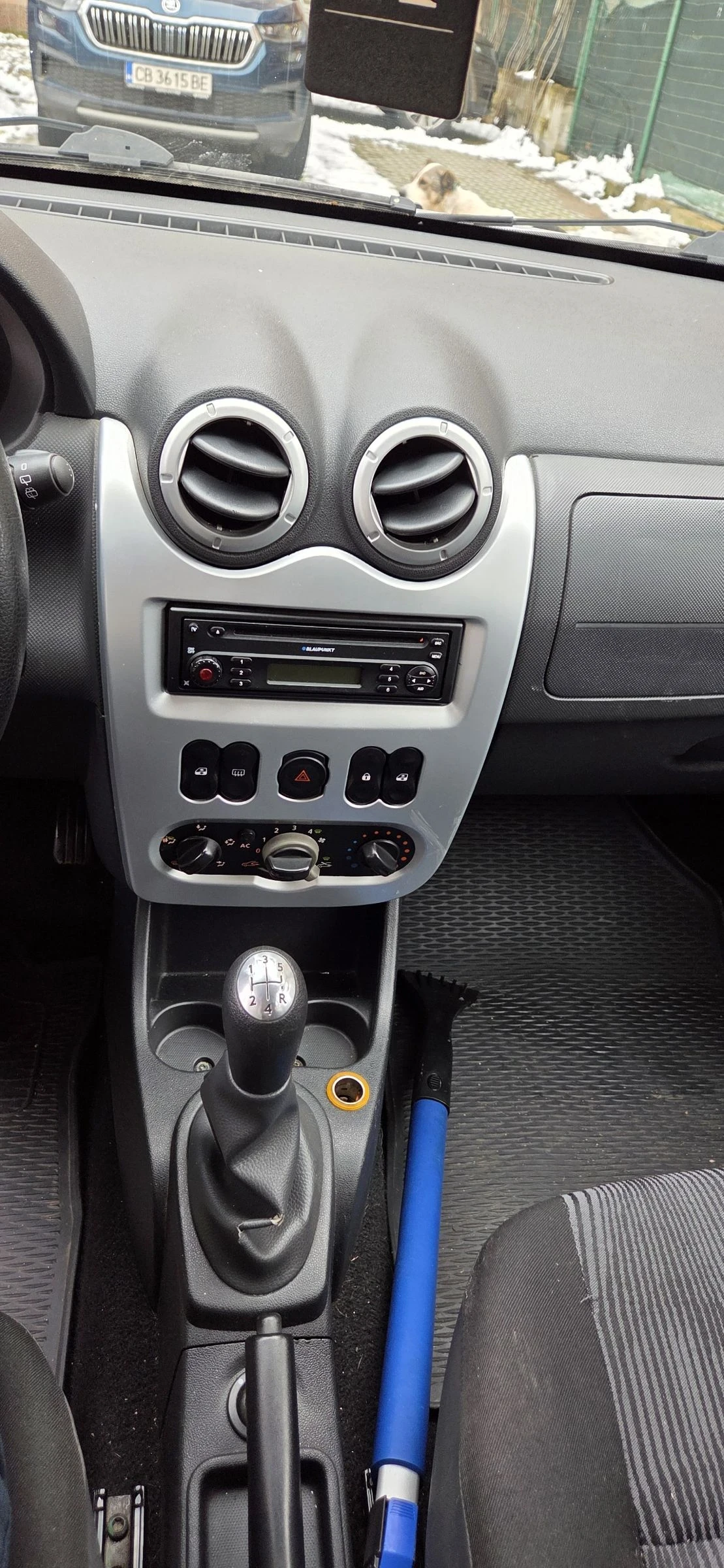 Dacia Sandero 1.4  MPI | Mobile.bg � ����������� 9