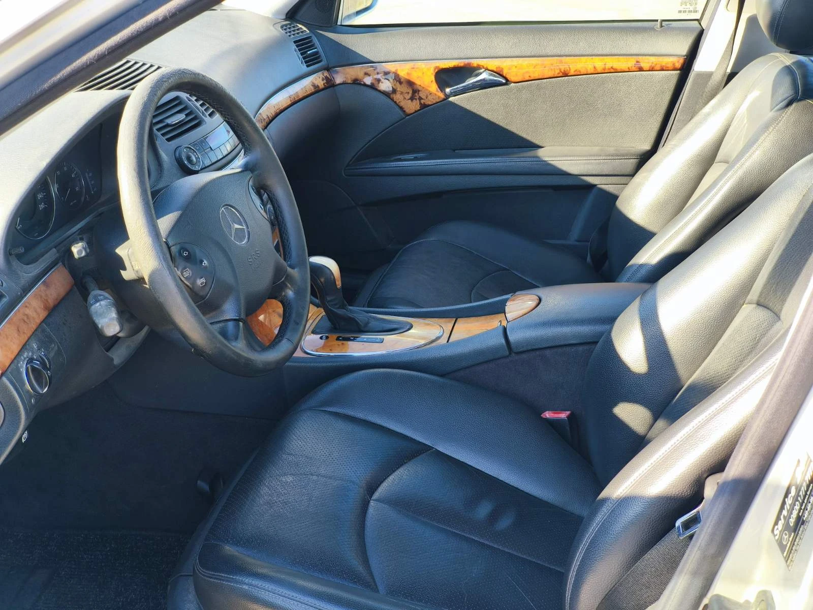 Mercedes-Benz E 220 2.2 CDI, снимка 7 - Автомобили и джипове - 53706459