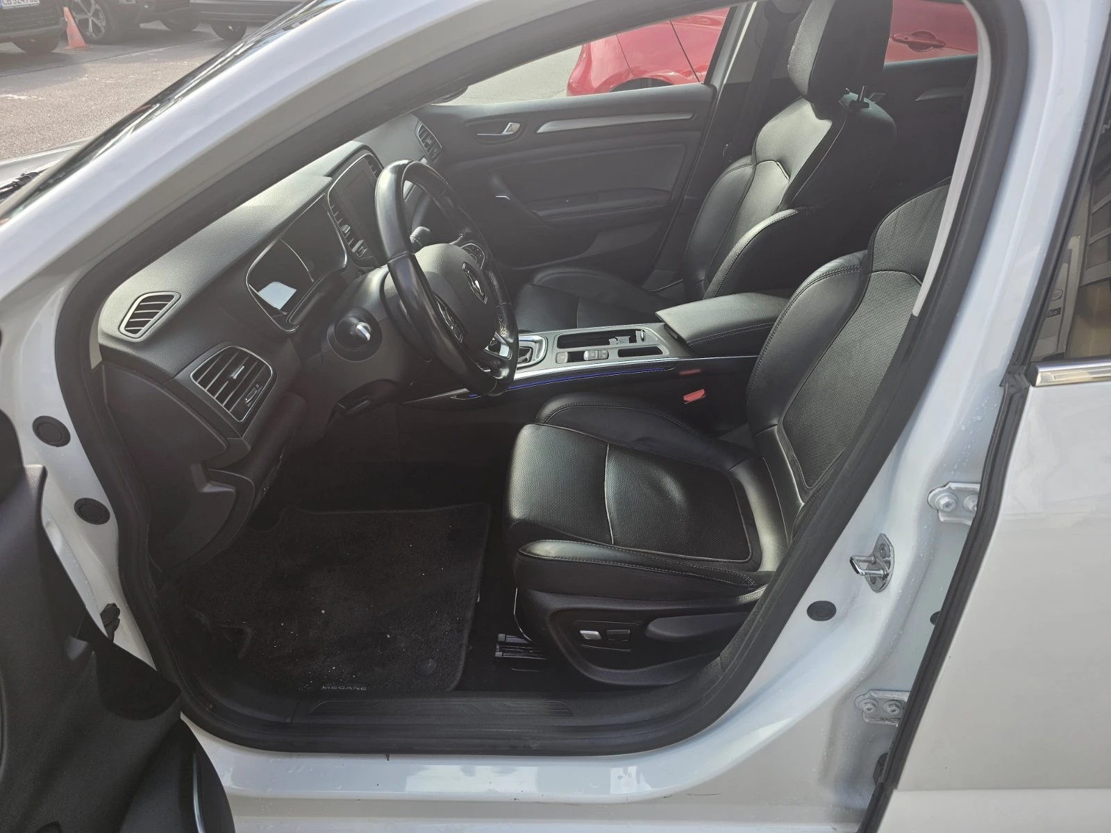 Renault Megane Energy dCi 115 к.с. дизел Stop&Start EDC6, снимка 16 - Автомобили и джипове - 54123853