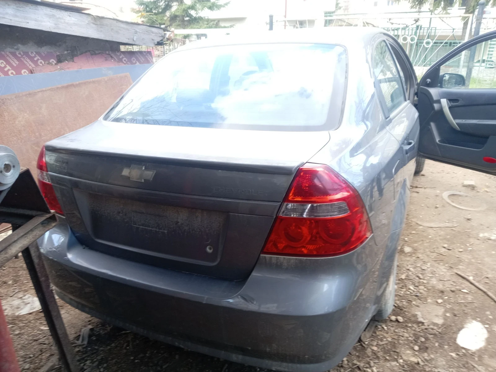 Chevrolet Aveo, снимка 3 - Автомобили и джипове - 54155066