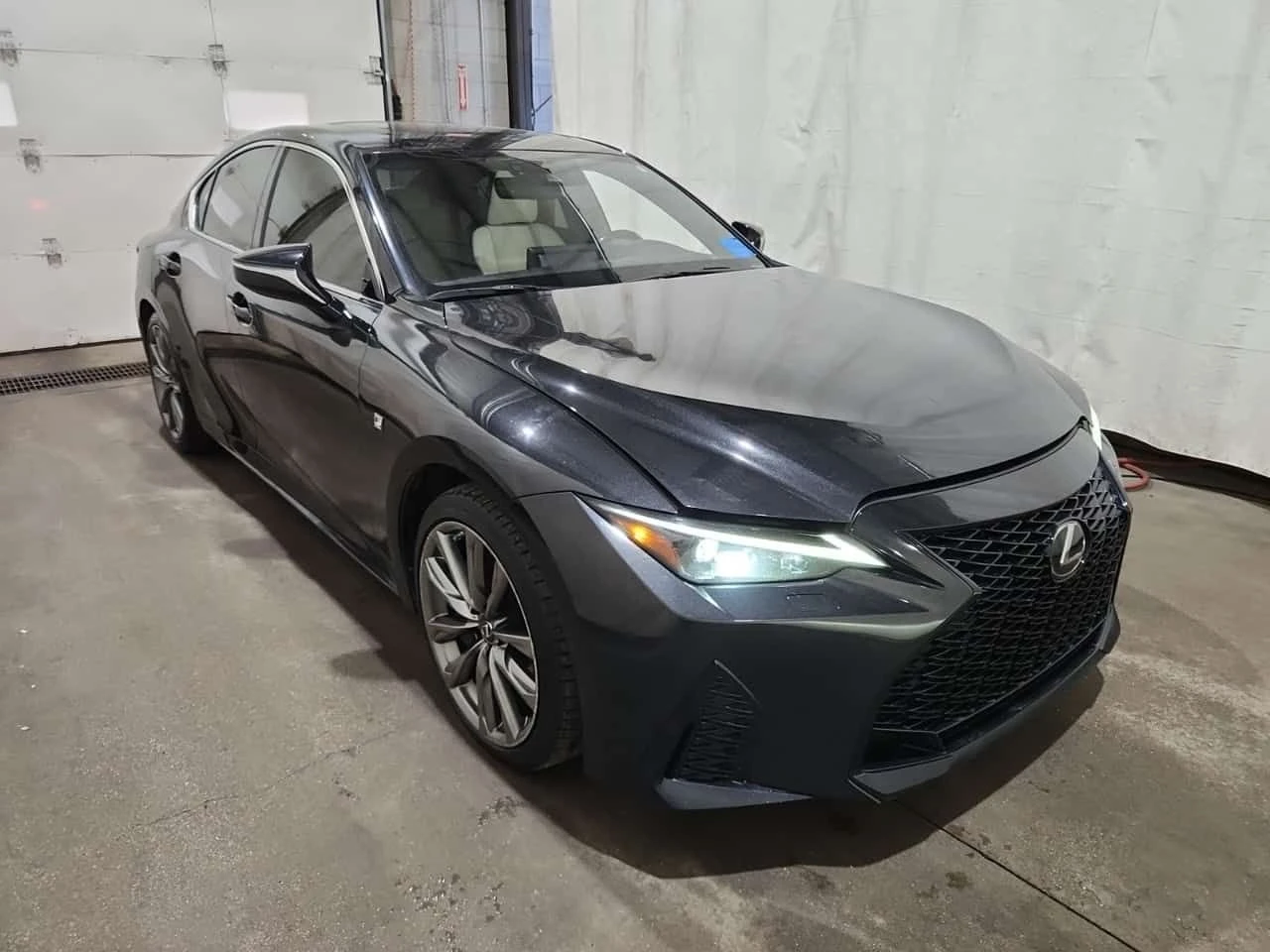 Lexus IS 300 F-Sport ����� * ���� ���������� * �� Toyota *  | Mobile.bg � ����������� 2