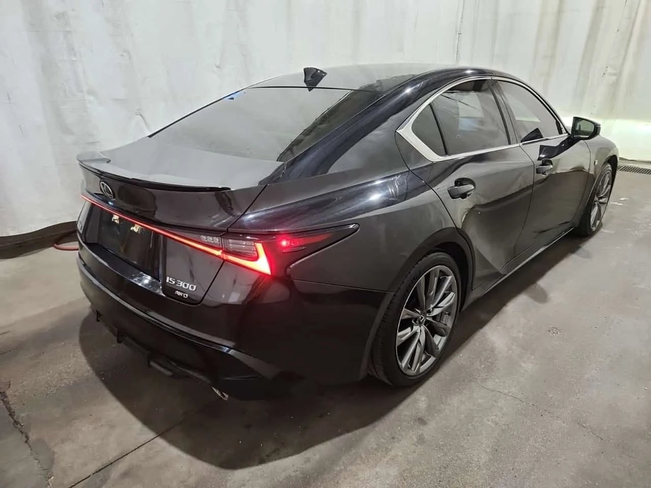 Lexus IS 300 F-Sport ����� * ���� ���������� * �� Toyota *  | Mobile.bg � ����������� 3