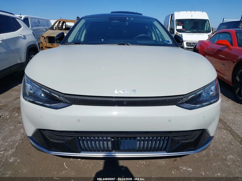 Kia EV6 Gt-Line, снимка 12 - Автомобили и джипове - 54460429