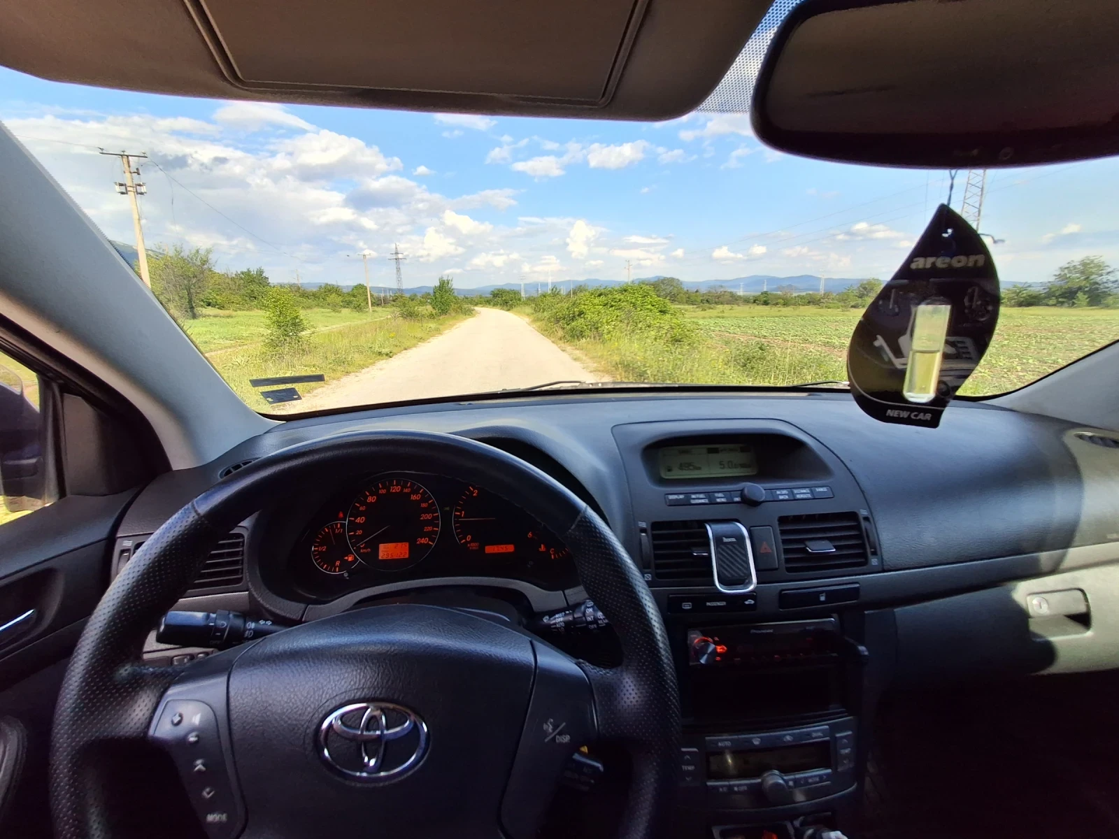 Toyota Avensis T25 2.0D4D, снимка 8 - Автомобили и джипове - 54661457
