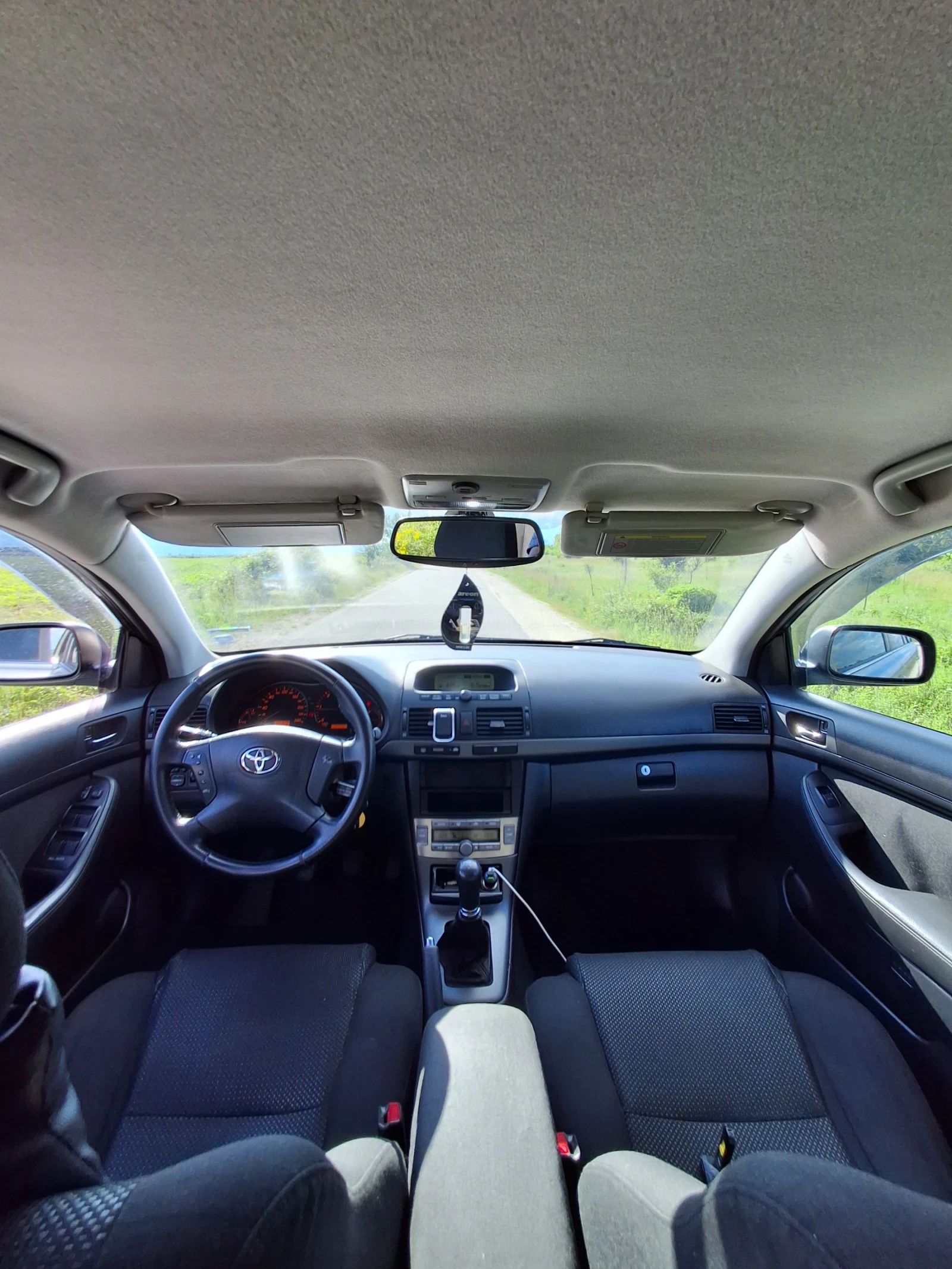 Toyota Avensis T25 2.0D4D, снимка 14 - Автомобили и джипове - 54661457