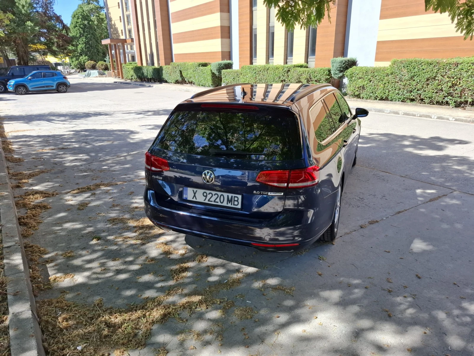 VW Passat, снимка 4 - Автомобили и джипове - 55083372