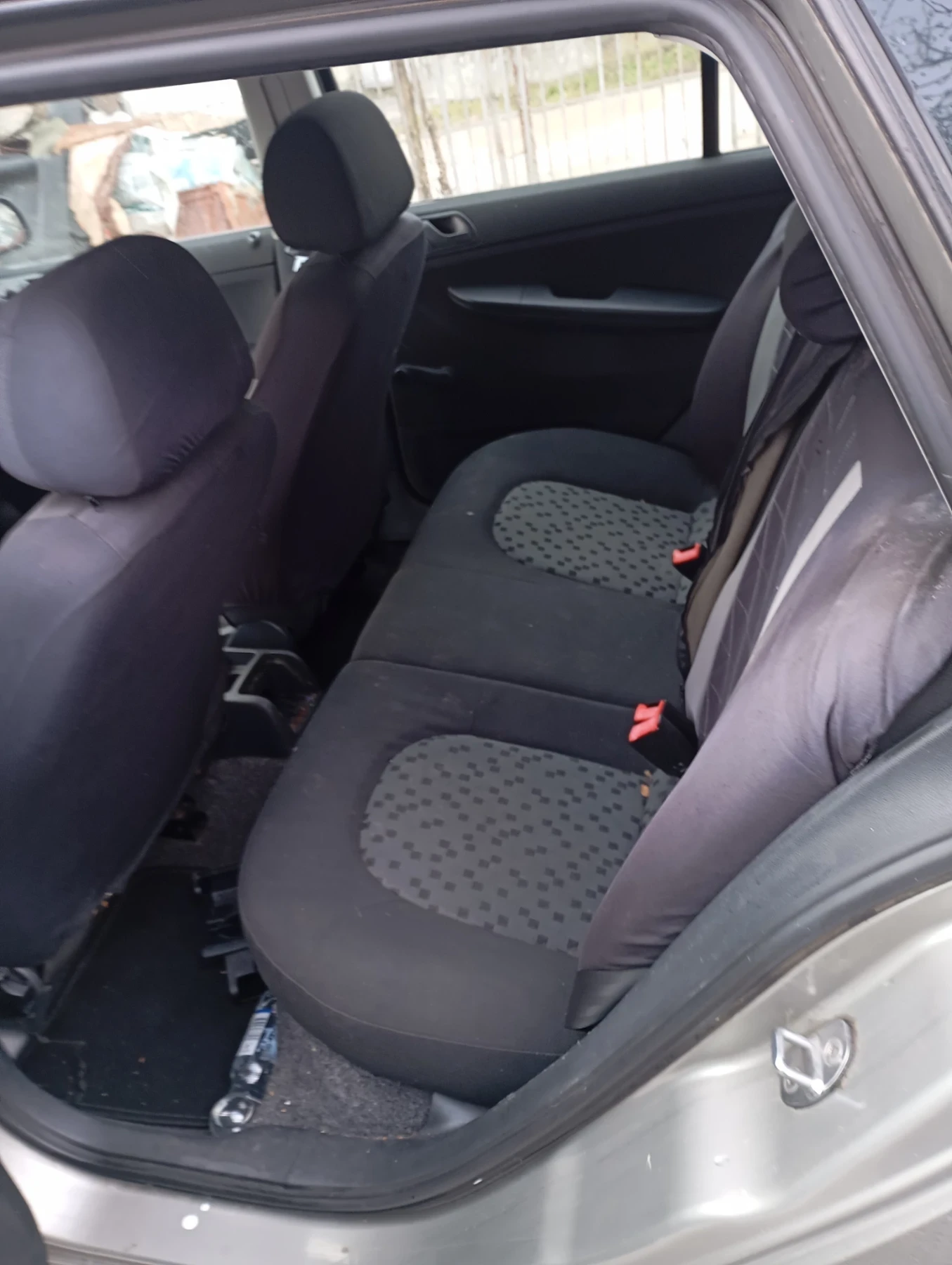 Skoda Fabia, снимка 10 - Автомобили и джипове - 55212455