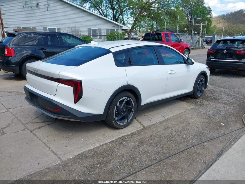 Kia K4 2.0L I-4 DOHC, VVT, 147HP Front Wheel Drive | Mobile.bg � ����������� 4