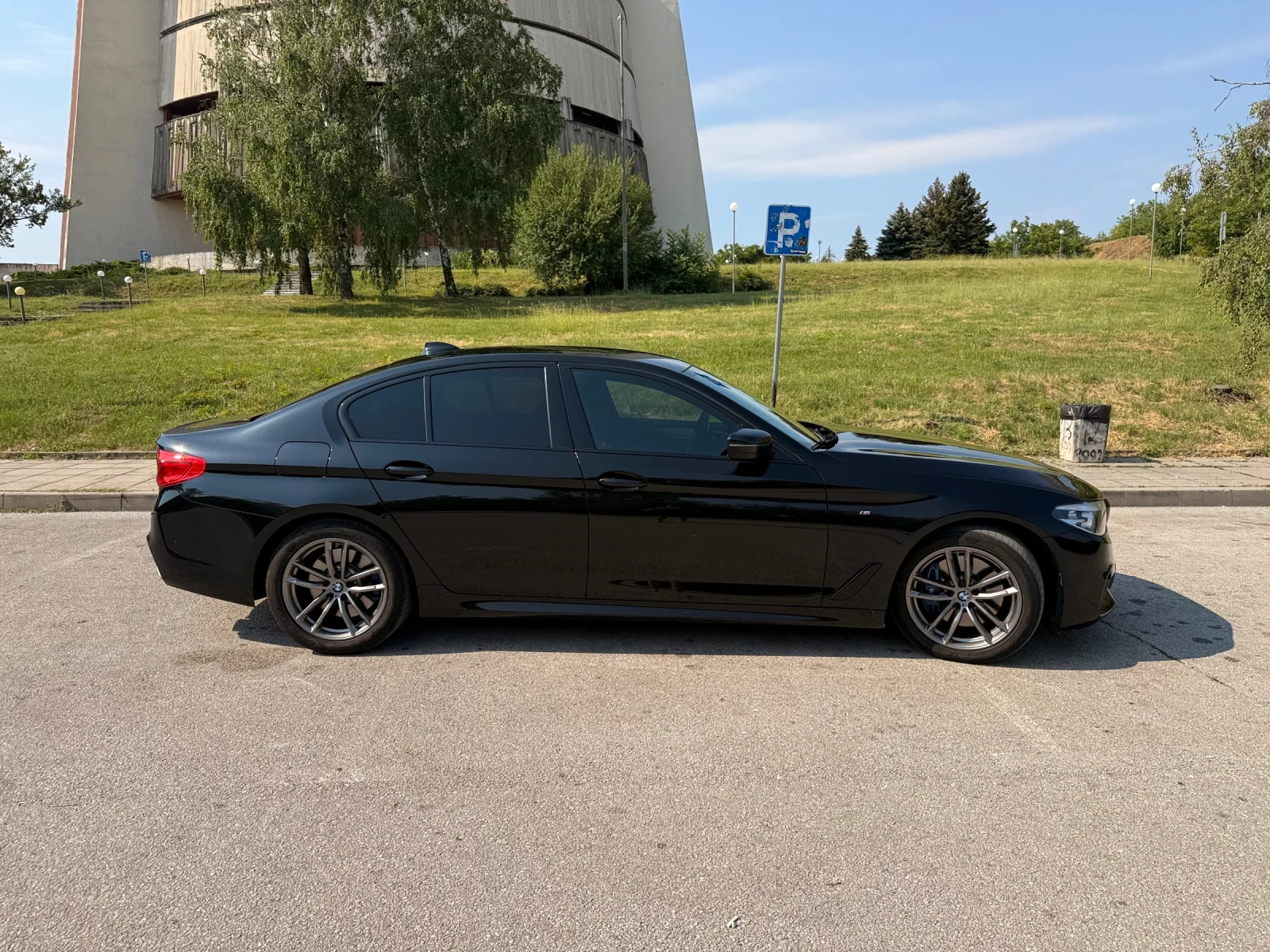 BMW 530 HUD XDRIVE MPACK B57 265, снимка 4 - Автомобили и джипове - 55662831