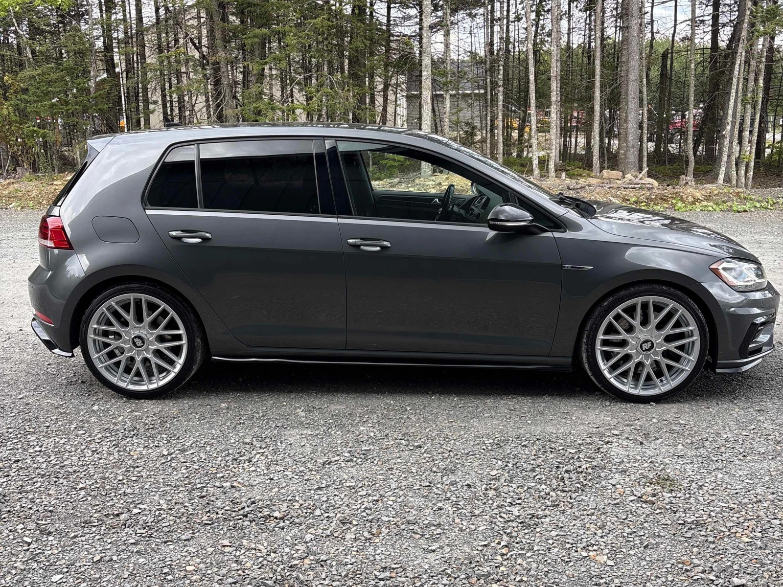 VW Golf R DSG / FENDER / CARFAX / АВТОКРЕДИТ, снимка 3 - Автомобили и джипове - 55857327