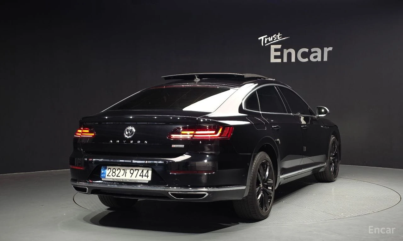 VW Arteon 2.0TDI | DIGITAL| ОБДУХ| DIST| HEAD UP| ПАРНОРАМА, снимка 2 - Автомобили и джипове - 55887282