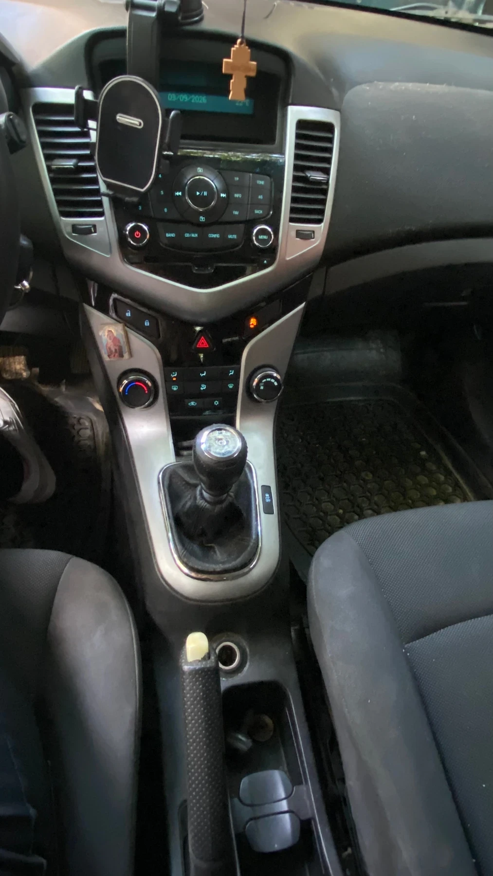 Chevrolet Cruze 1.6i, снимка 5 - Автомобили и джипове - 55938220