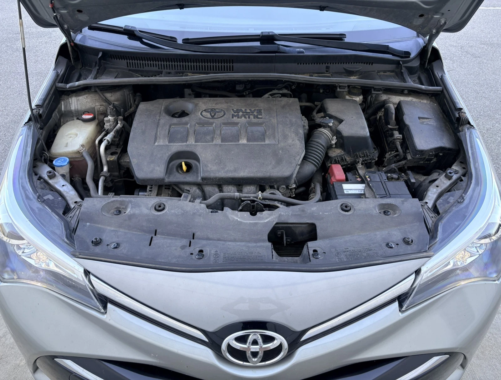 Toyota Avensis III 1.6VVT-i, снимка 16 - Автомобили и джипове - 56059045