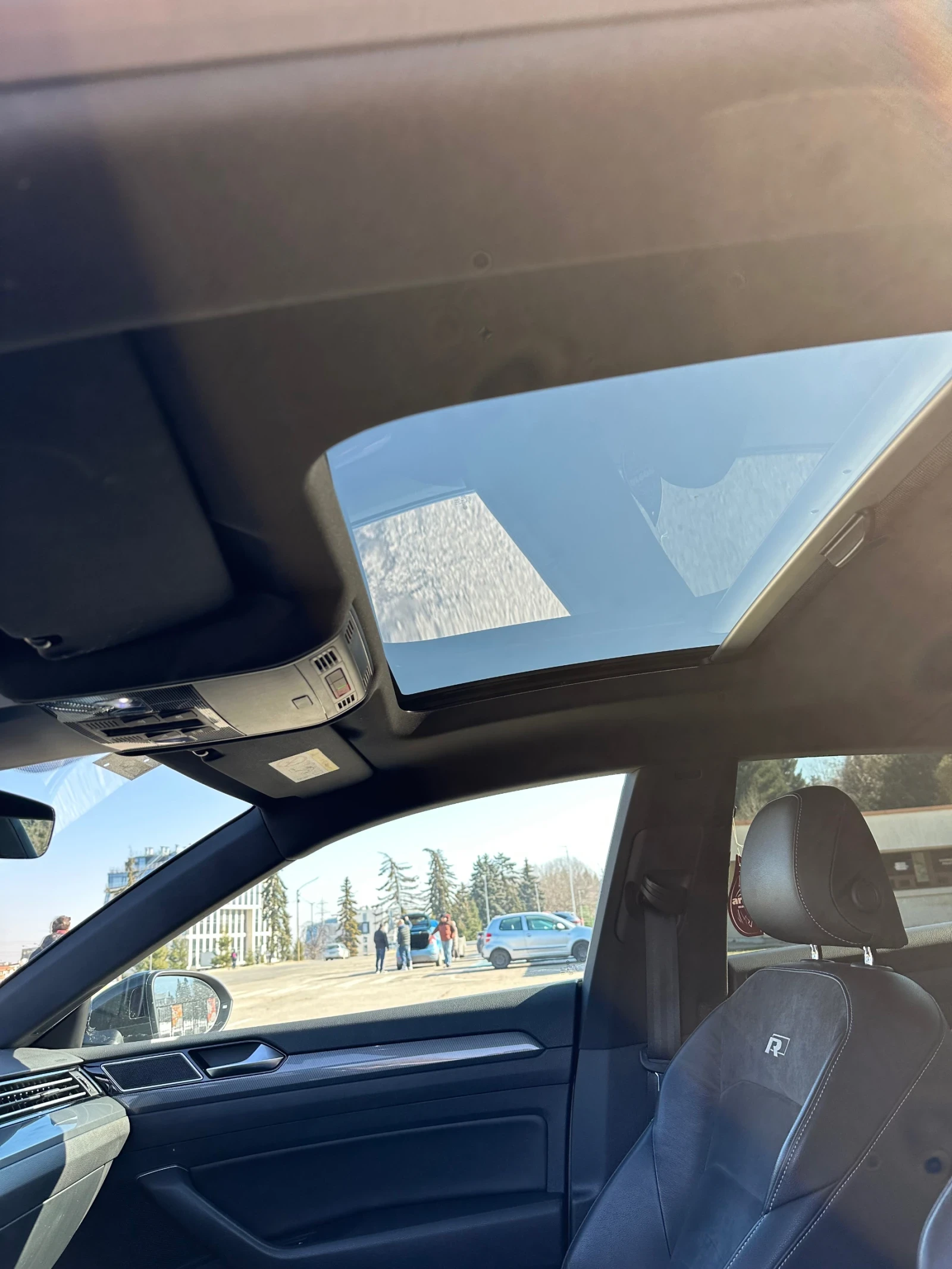 VW Arteon R Line , снимка 8 - Автомобили и джипове - 56235322
