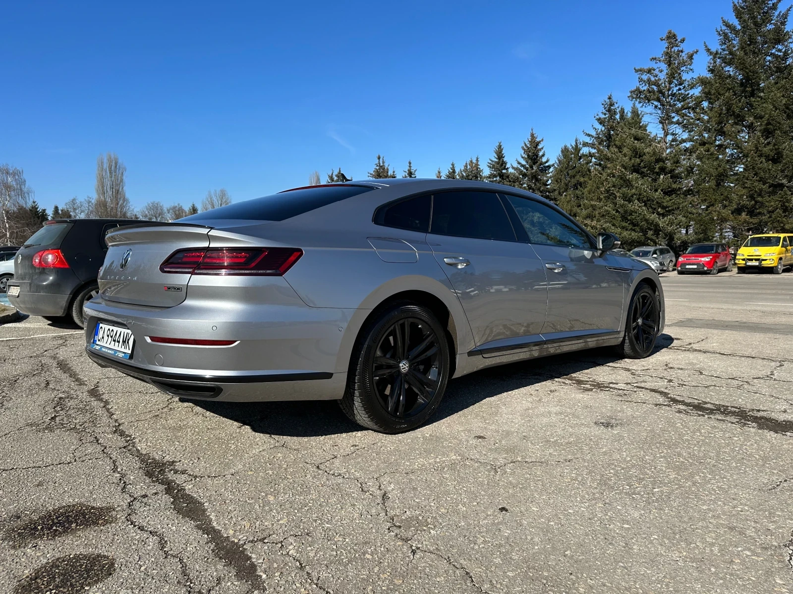 VW Arteon R Line , снимка 4 - Автомобили и джипове - 56235322