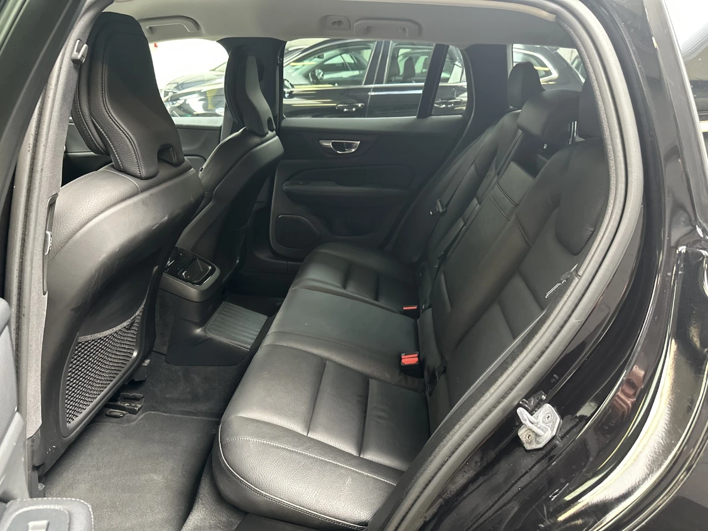 Volvo V60 T6 Inscription Expression, снимка 8 - Автомобили и джипове - 56700839
