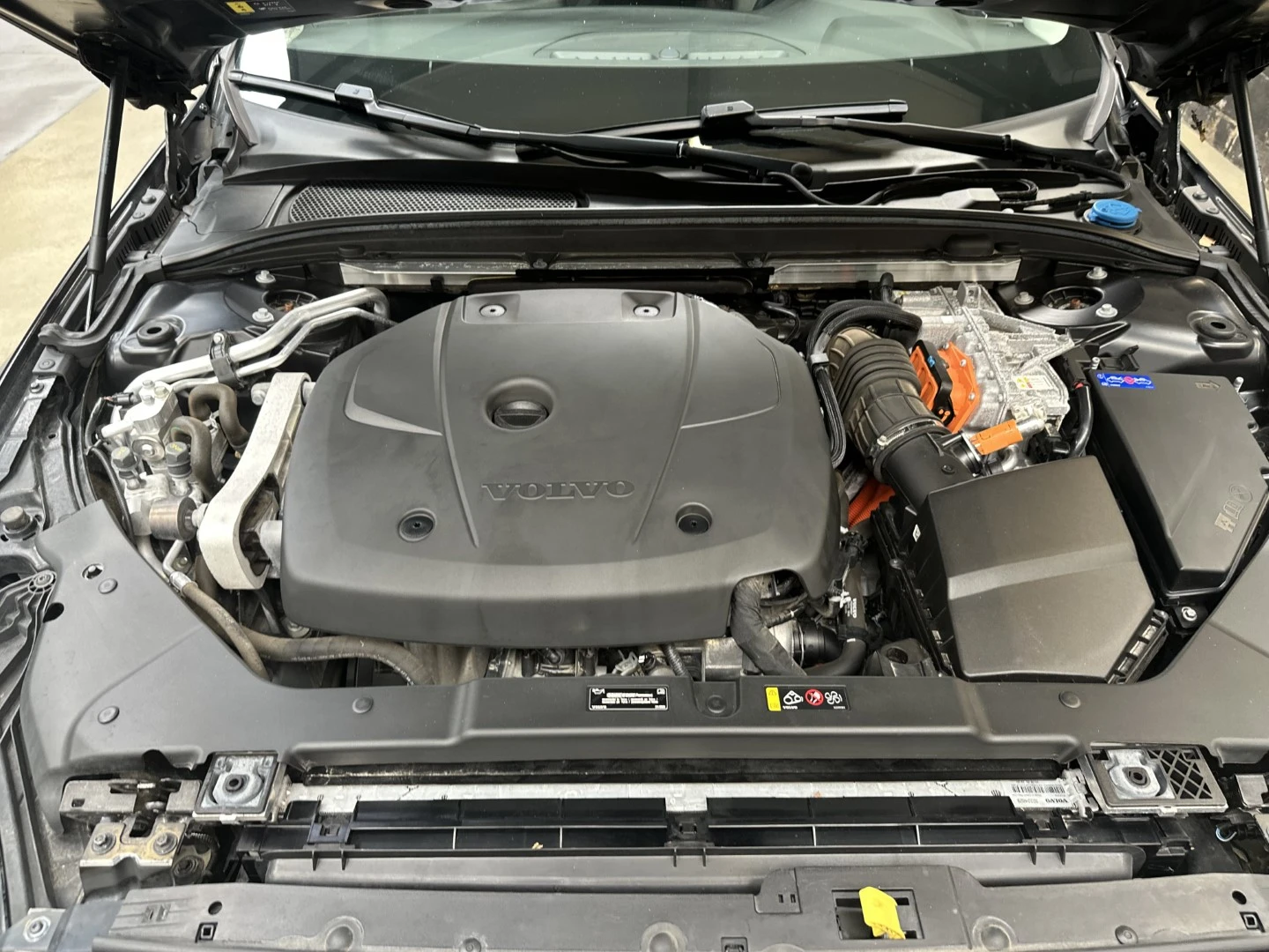 Volvo V60 T6 Inscription Expression, снимка 7 - Автомобили и джипове - 56700839