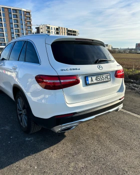 Mercedes-Benz GLC 250 4MATIC | Частно лице | Панорама | Кожа | Реални км, снимка 3