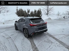 Lexus UX 250h Подгреви * Обдухване * Blind Spot * Carfax * , снимка 6