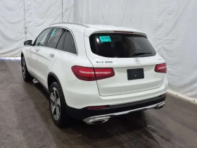 Mercedes-Benz GLC * 300 * CARFAX * БЕЗ ПЪРВОНАЧАЛНА ВНОСКА, снимка 4