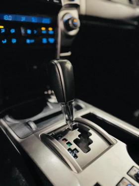 Toyota 4runner SR5 Premium / AWD / 7 Seats - 61300 лв. / 31342.19 € - 94924987 11