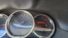 Dacia Duster 1.6i 4x4 - 7650 € / 14962.10 лв. - 44281498 14
