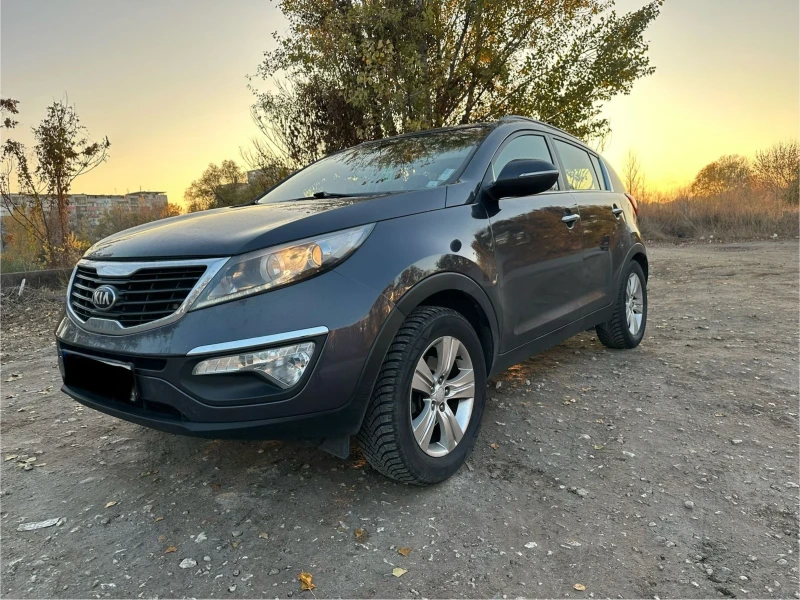 Kia Sportage, снимка 2 - Автомобили и джипове - 48358232