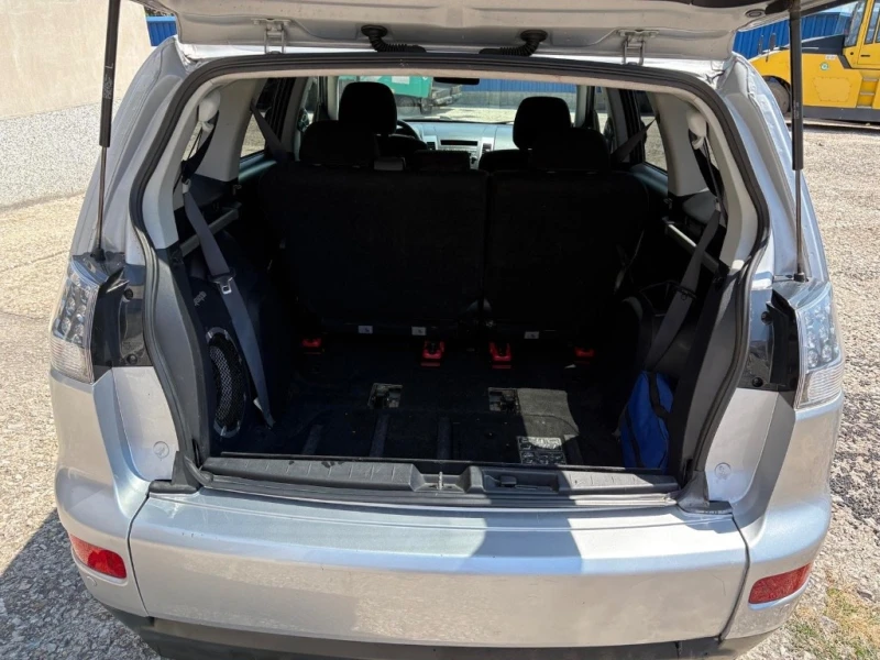 Mitsubishi Outlander, снимка 5 - Автомобили и джипове - 51854609
