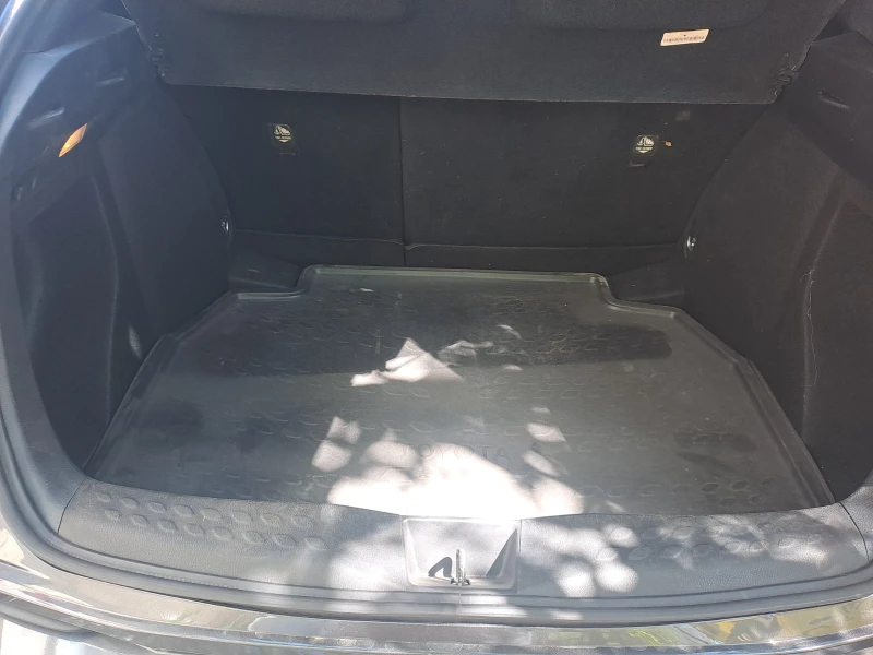 Toyota C-HR 1.8 хибрид В ГАРАНЦИЯ, снимка 9 - Автомобили и джипове - 52231810