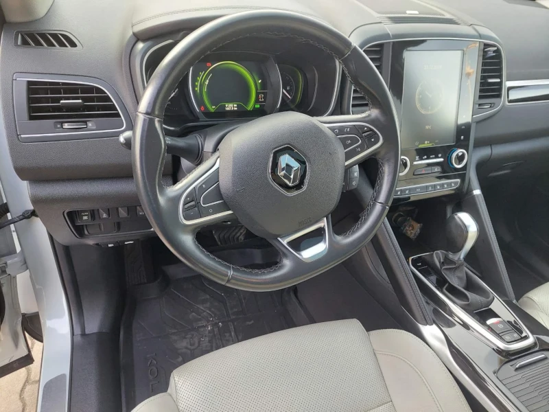 Renault Koleos, снимка 11 - Автомобили и джипове - 52515333