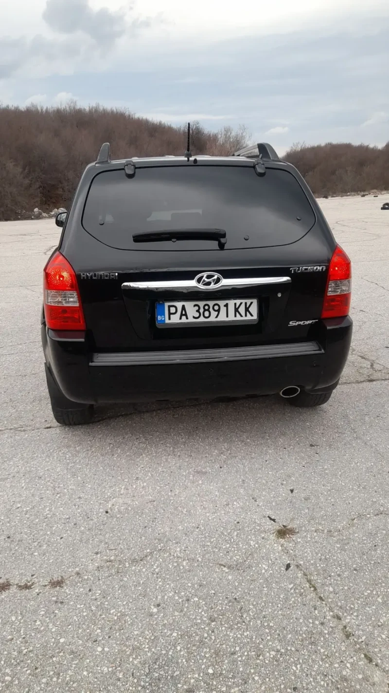 Hyundai Tucson 2.0 Газ/Бензин, снимка 5 - Автомобили и джипове - 52978728