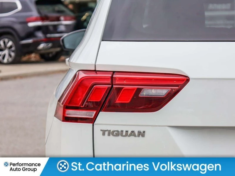 VW Tiguan * 4Motion SE, SE R Line Black, SEL * CARFAX * ЦЕНА, снимка 8 - Автомобили и джипове - 53383110