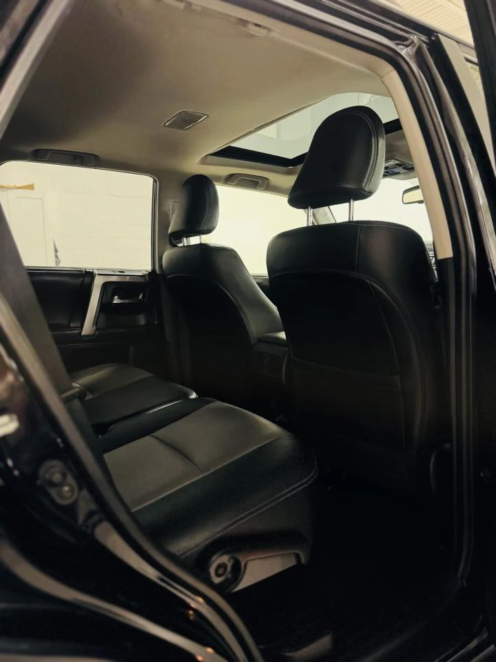 Toyota 4runner SR5 Premium / AWD / 7 Seats | Mobile.bg   13