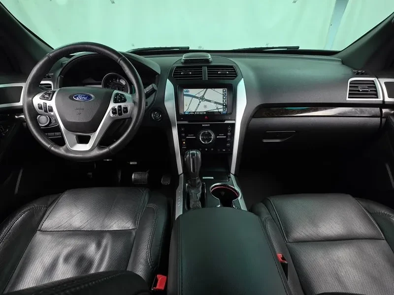Ford Explorer 3.5 AWD - САМО 30% АВАНС, снимка 7 - Автомобили и джипове - 56368602