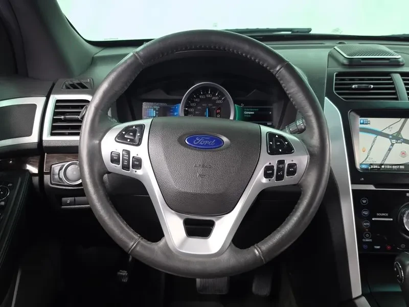 Ford Explorer 3.5 AWD - САМО 30% АВАНС, снимка 13 - Автомобили и джипове - 56368602