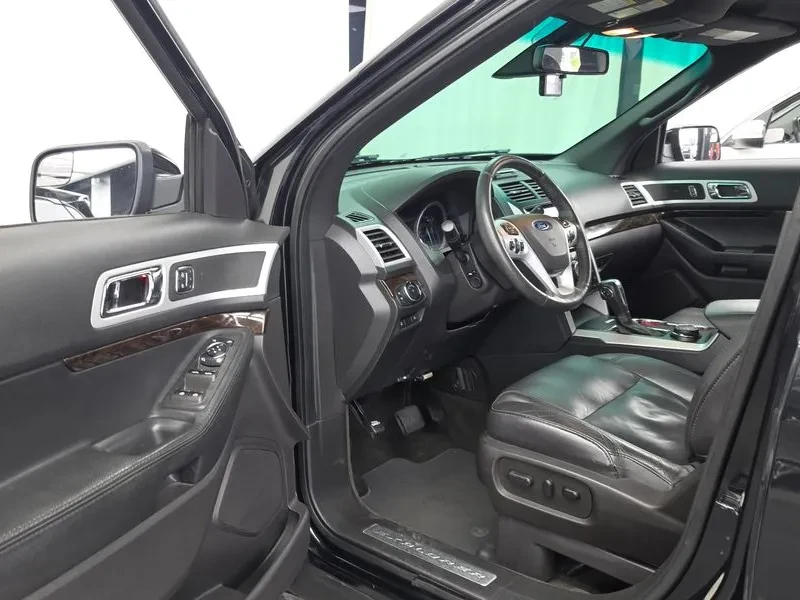 Ford Explorer 3.5 AWD - САМО 30% АВАНС, снимка 10 - Автомобили и джипове - 56368602