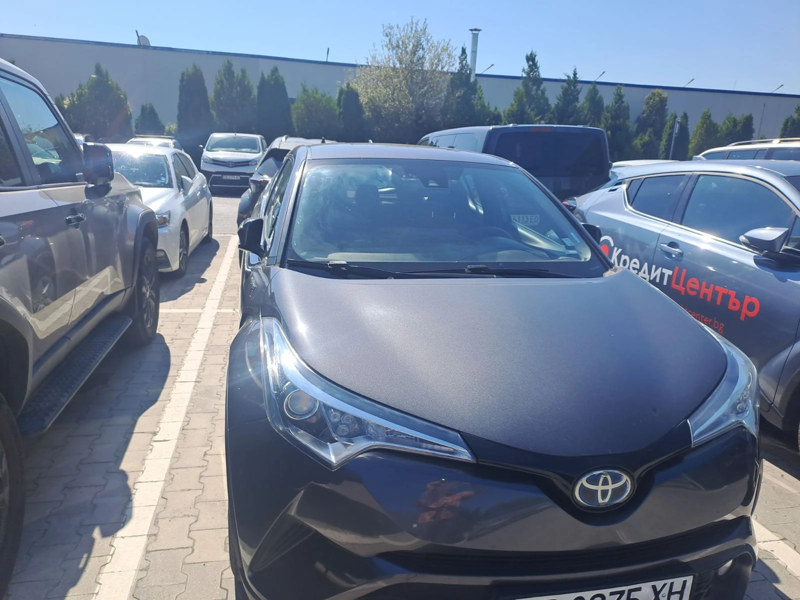 Toyota C-HR 1.8 хибрид - изображение 3