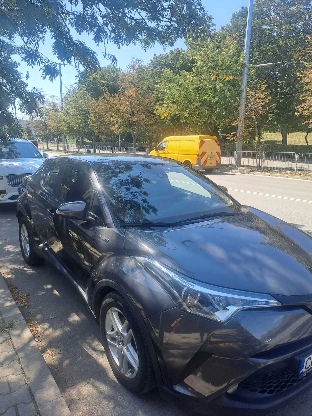 Toyota C-HR 1.8    | Mobile.bg   11