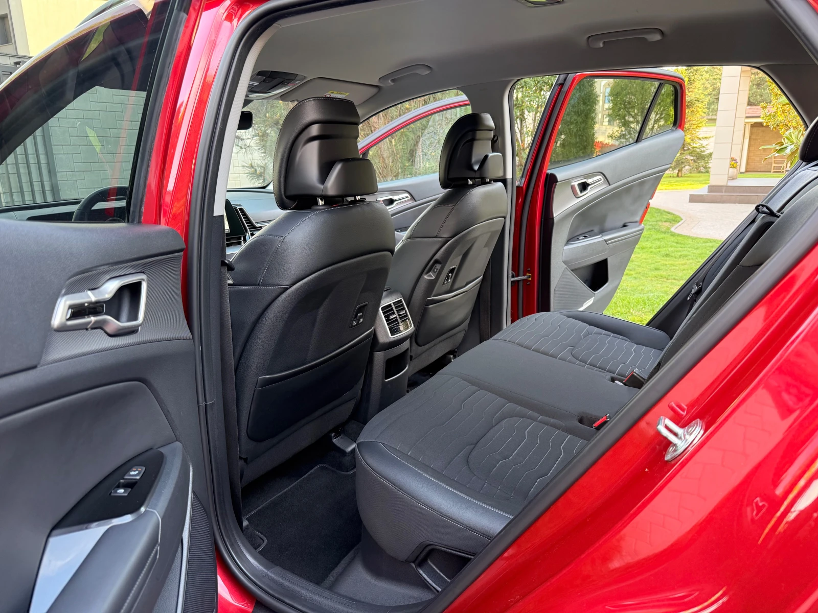 Kia Sportage 1.6 TGDI* HYBRID* 4x4* DESIGN | Mobile.bg � ����������� 10