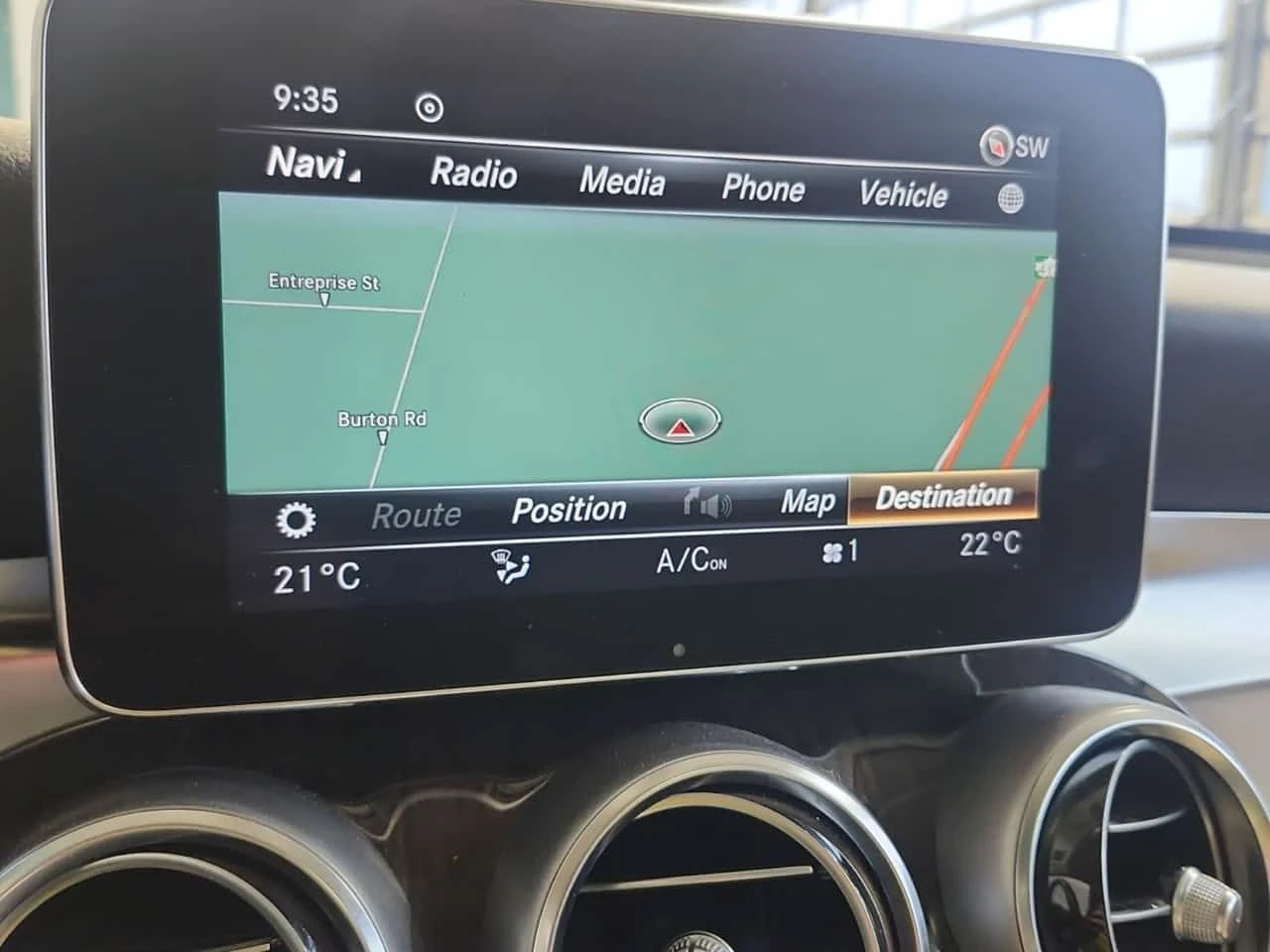 Mercedes-Benz GLC * 300 * CARFAX * БЕЗ ПЪРВОНАЧАЛНА ВНОСКА, снимка 13 - Автомобили и джипове - 54488429