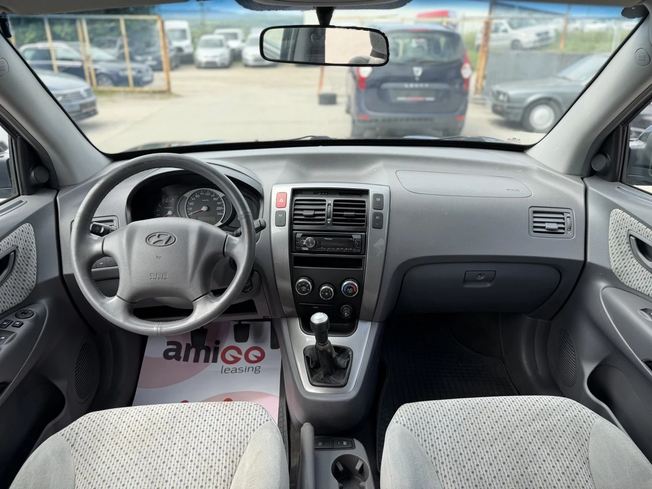 Hyundai Tucson 2.0CRDi 4x4, снимка 14 - Автомобили и джипове - 54731350