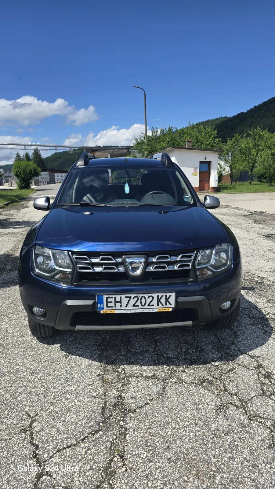 Dacia Duster 1.6i 4x4, снимка 7 - Автомобили и джипове - 54753142